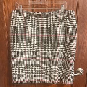 Classic Talbots Petite Pencil Skirt